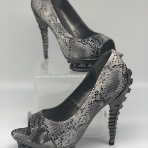 Metropolis Steampunk Spinal Heel